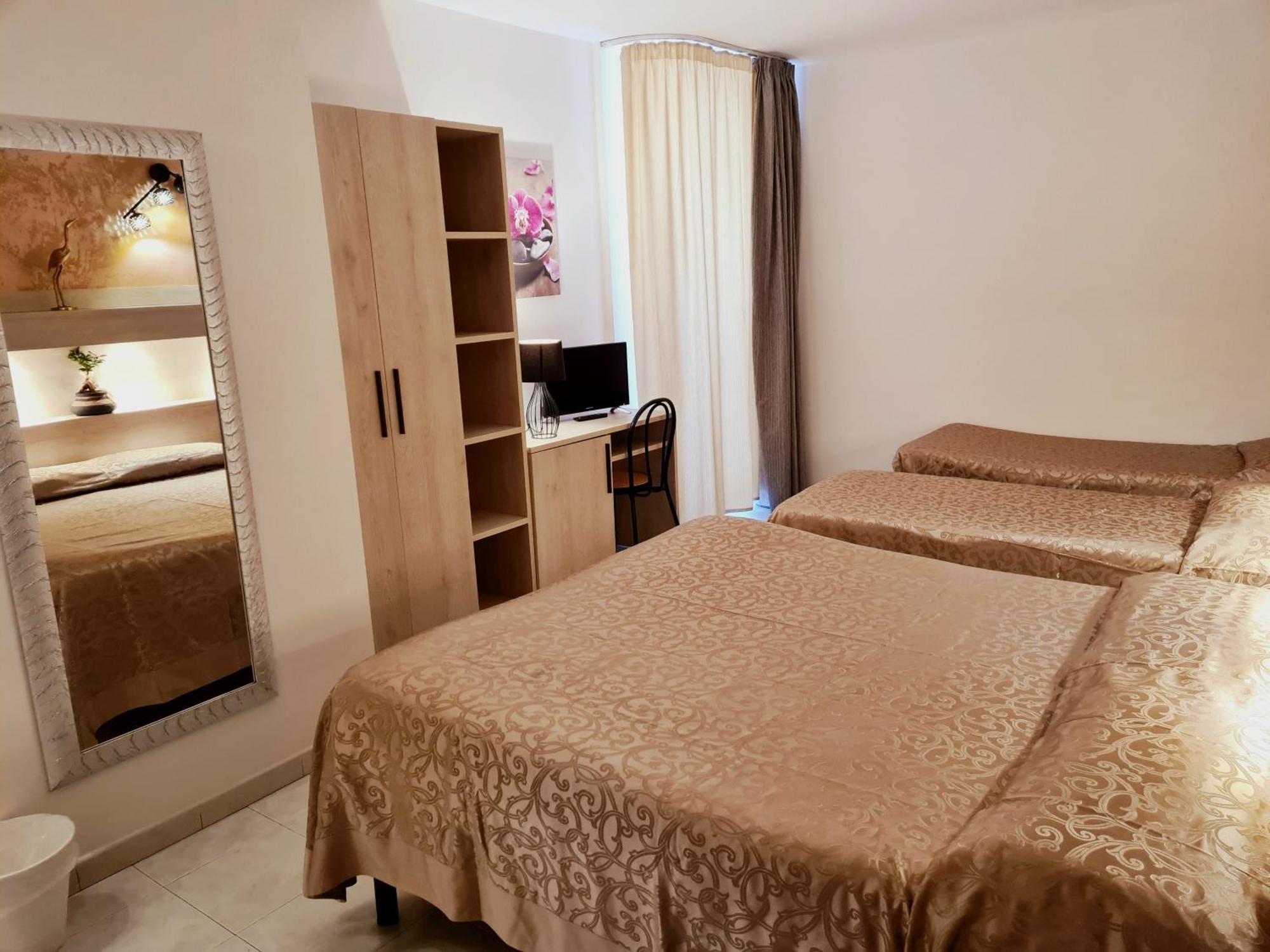 Hotel Laura Чезенатико Номер фото